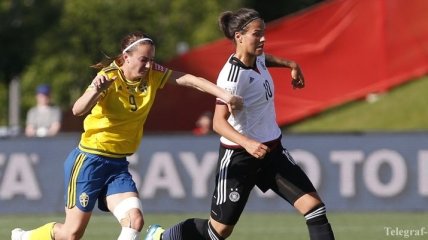 Женская сборная Германии разгромила шведок и вышла в 1/4 финала ЧМ