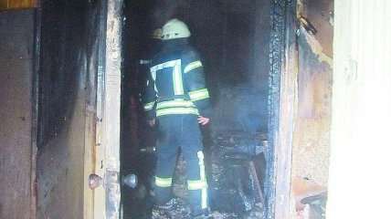 Пожар в одесской многоэтажке: пострадала девушка (Фото)