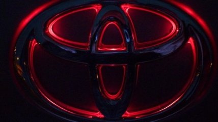 Новая Toyota RAV4 впервые замечена на тестах