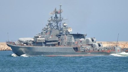Вблизи территориальных вод Украины обнаружили два корабля РФ