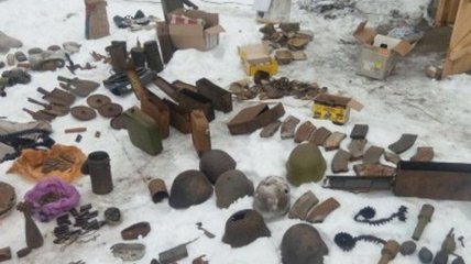 На Волыни обнаружили арсенал оружия и боеприпасов у местного жителя