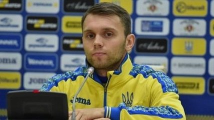 Караваев едва не устроил пожар в лагере сборной Украины (Видео)