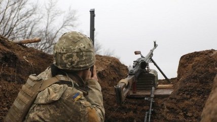 Обострение на Донбассе: стало известно о двух новых пострадавших бойцах ВСУ