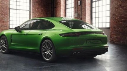 Porsche показала фото эксклюзивного Panamera с зеленой отделкой