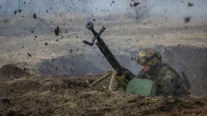 Штаб АТО: боевики обстреливают из "Градов" гражданские объекты Луганщины