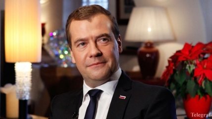 Медведев предложил жителям России в этом году отдохнуть в Крыму