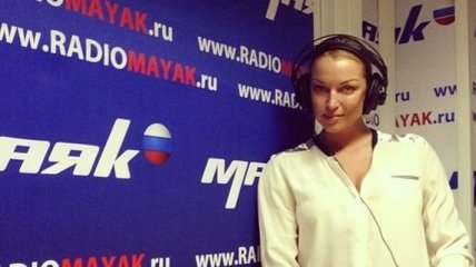 Анастасия Волочкова пожаловалась поклонникам
