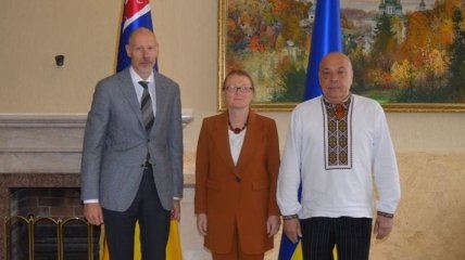 Москаль встретился с дипломатами Норвегии и США