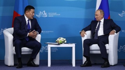 владимир путин с премьер-министром Монголии Лувсаннамсрайном Оюун-Эрдэнэ