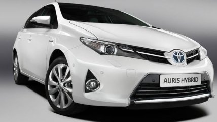 Toyota поделилась информацией о новом Auris (Фото)