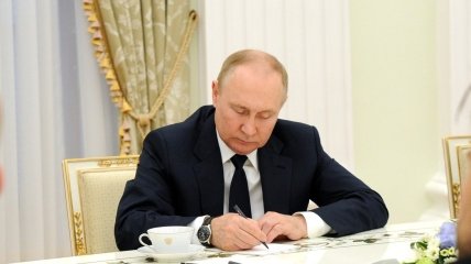 Опасный ход против Украины? путин подписал указ о замороженных активах