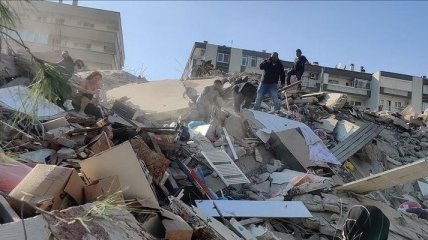 Очевидцы засняли землетрясение в Турции: появились новые видео из Измира