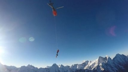 В Гималаях получил травму одесский альпинист 