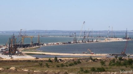 СНБО: Керченский мост позволит РФ быстро увеличивать военный контингент в Крыму 