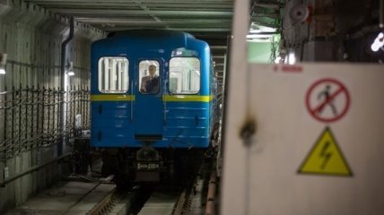 Сегодня в Киеве могут ограничить вход на три станции метро