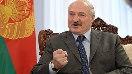 Лукашенко похвастался, что может пробежать с утра 15 км (Видео)