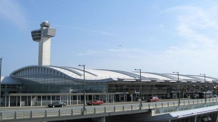 Нью-йоркский аэропорт Джона Кеннеди возобновит работу сегодня