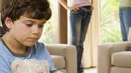 Родительский стресс огорчает детей