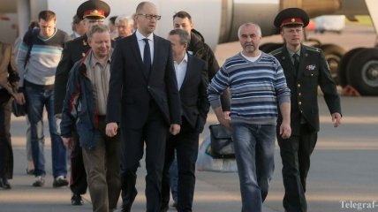 Освобожденные военные инспекторы ОБСЕ прибыли в Киев  