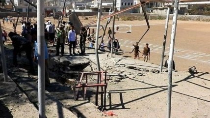 На военном параде в Йемене произошел ракетный обстрел