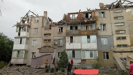 Будинок, де жили жертви путінських обстрілів