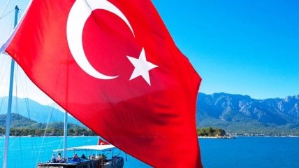 Турция меняет правила въезда в страну из-за коронавируса: что важно знать туристам