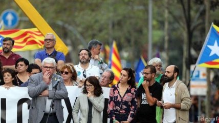 Власти Каталонии намерены обжаловать снятие статуса автономии 