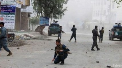В Афганистане возле здания ЦИК смертник взорвал бомбу, есть жертвы
