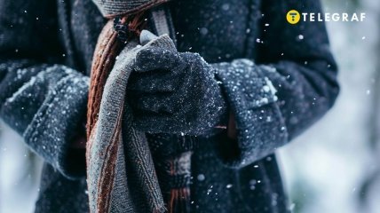В Україні зима може бути дуже різною: від теплих днів з дощем до лютих морозів з хуртовинами (фото створене з допомогою ШІ)