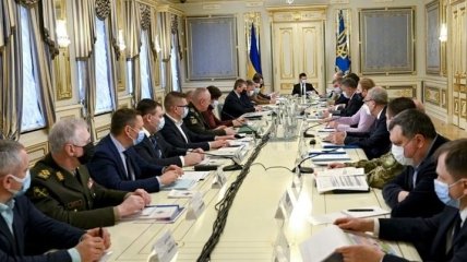 Юридическое СМИ о санкциях СНБО: если людям не гарантирована защита от посягательств со стороны государства, то это еще большая угроза безопасности страны