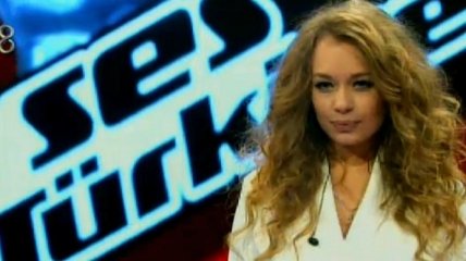 Украинка Яна Соломко прошла в полуфинал шоу "Голос Турции"