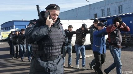 Беспорядки в Бирюлево: Путин увольняет полицейских 