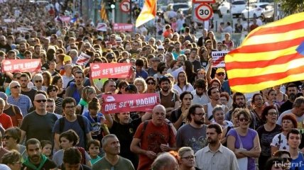 Арест сепаратистов: тысячи жителей Каталонии вышли на акции протеста
