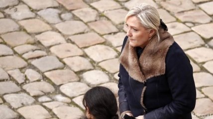 "Решение принято": Ле Пен будет участвовать в президентской гонке во Франции 