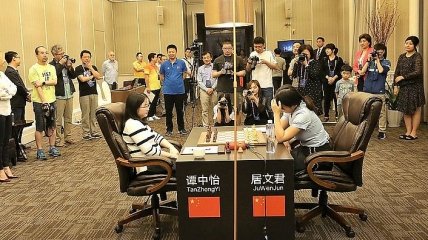 Цзюй Вэньцзюнь стала 17-й чемпионкой мира по шахматам среди женщин