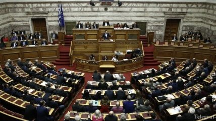 В Греции парламент одобрил бюджет на 2017 год