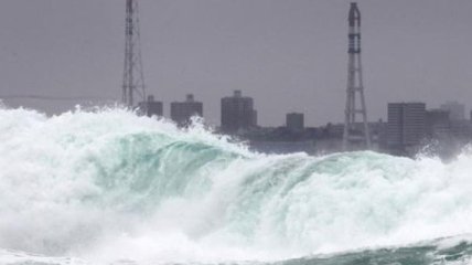 К Японии близится тайфун "Дуджуан"