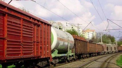 Каждый 5-й произведенный в Украине грузовой вагон – на осях из России