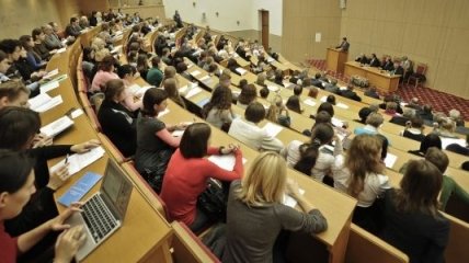 На Донбассе учебный год для студентов начнется 1 октября