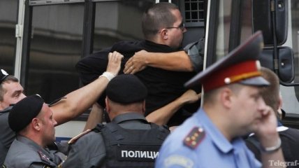 Православного активиста осудили за избиение сторонника Pussy Riot
