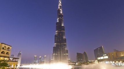 У самого высокого небоскреба 1,7 млн человек встретили Новый год