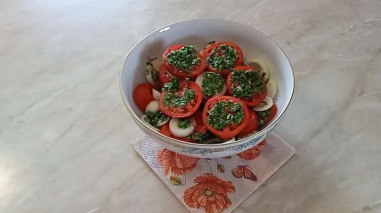 Мариновані помідори до шашлику (відео)