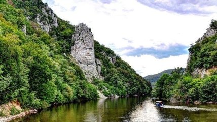 Не Дракулой единым: чарующая красота пейзажей таинственной Румынии (Фото) 