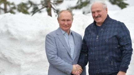Режим Лукашенко – на грани: поможет ли Путин ему деньгами