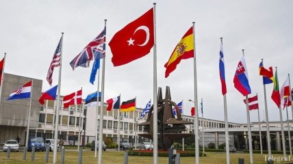 НАТО проводит чрезвычайное заседание по запросу Турции