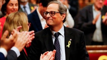 Руководителя правительства Каталонии лишили мандата 