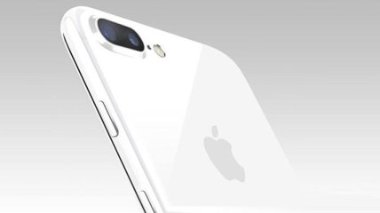 Названо неожиданное преимущество белых iPhone перед черными