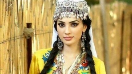 Жемчужины Востока: неимоверно красивые девушки Таджикистана (Фото) 