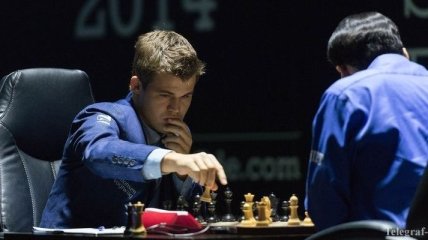 Шахматы. 10-я партия между Анандом и Карлсеном завершилась вничью