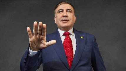 Саакашвили на родине подозревают по ряду уголовных дел, суд заочно постановил арестовать его